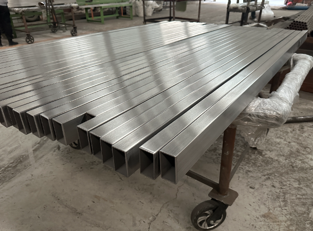 徐汇新能源汽车用不锈钢方管 现货